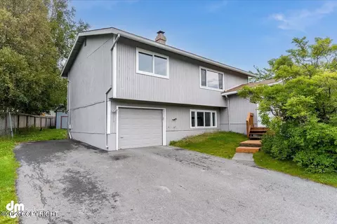 4141 Edinburgh Dr, Anchorage, AK 99502