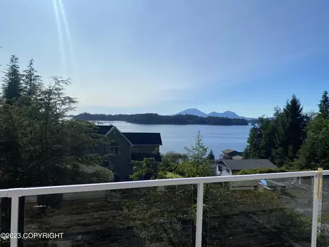 104 Sharon Dr, Sitka, AK 99835