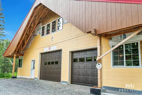 10591 Hatchers Flight Loop, Palmer, AK 99645