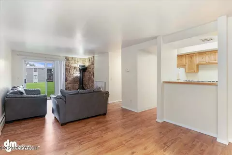 4660 Reka Dr # D4, Anchorage, AK 99508