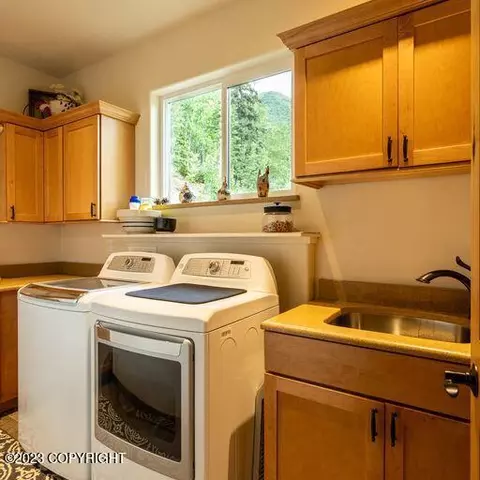 24850 Hamann Rd, Eagle River, AK 99577 photo 19