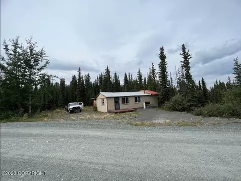 24518 S Evergreen Dr, Glennallen, AK 99588