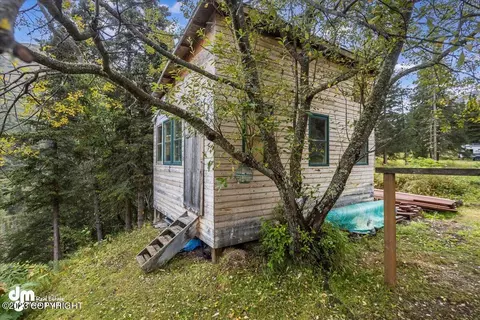 4717 Birdsong Dr, Eagle River, AK 99577 photo 18