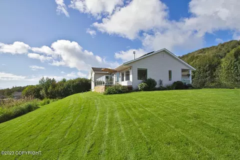 41193 Crested Crane St, Homer, AK 99603