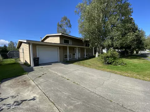 2950 Drake Dr, Anchorage, AK 99508