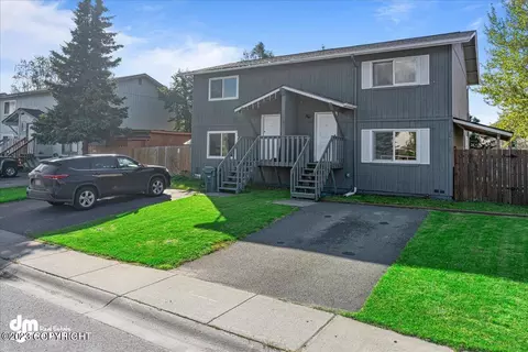 6340 Newt Dr, Anchorage, AK 99507