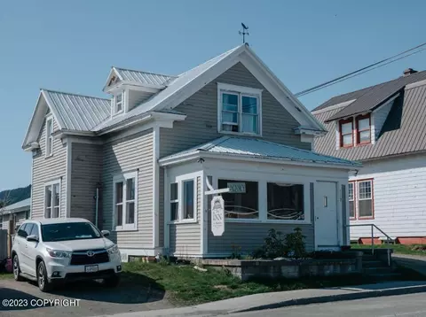117 N 2nd Ave, Haines, AK 99827