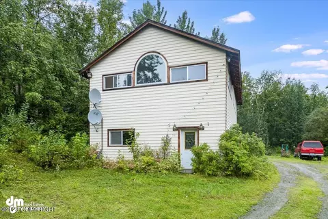 581 W Briar Dr, Wasilla, AK 99654
