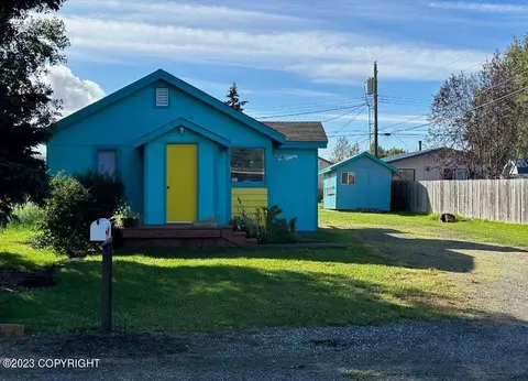 8302 Rainy Pl, Anchorage, AK 99518
