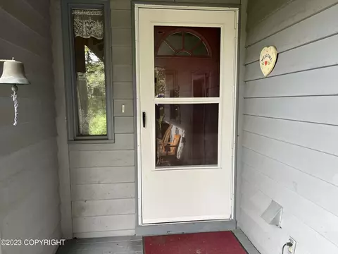 1923 Dora Way, Seward, AK 99664