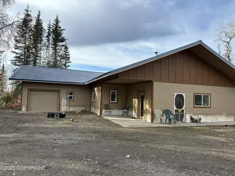 37335 Birch Ridge St, Sterling, AK 99672