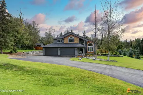 4140 Marcelle Cir, Anchorage, AK 99516