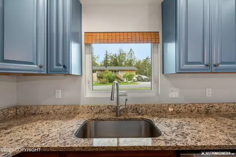 12533 Iris Way, Eagle River, AK 99577 photo 11