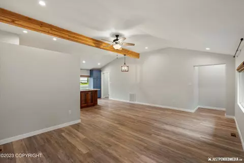 12533 Iris Way, Eagle River, AK 99577 photo 4