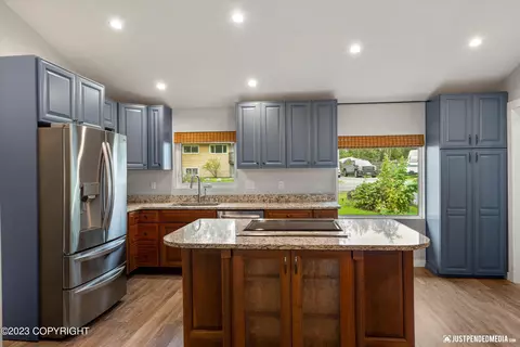 12533 Iris Way, Eagle River, AK 99577 photo 9