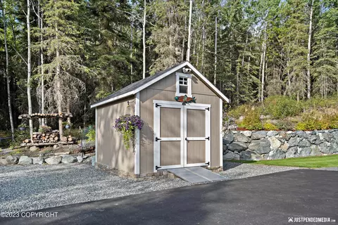 27313 Vantage Ave, Eagle River, AK 99577 photo 9