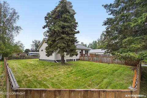 835 Irwin St, Anchorage, AK 99508 photo 36