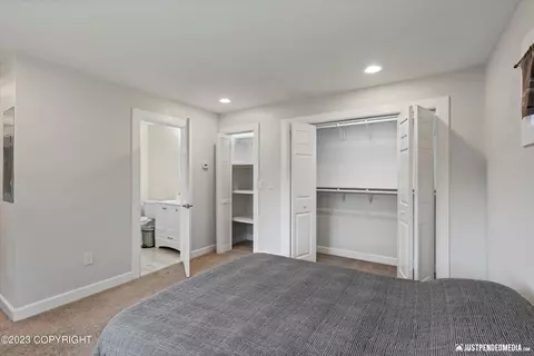835 Irwin St, Anchorage, AK 99508 photo 27