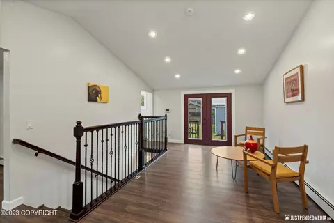 835 Irwin St, Anchorage, AK 99508 photo 8