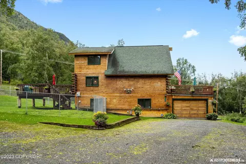 21211 Running Brook Cir, Eagle River, AK 99577 photo 9