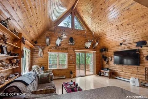 21211 Running Brook Cir, Eagle River, AK 99577 photo 10