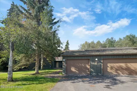 2051 Cliffside Dr, Anchorage, AK 99501
