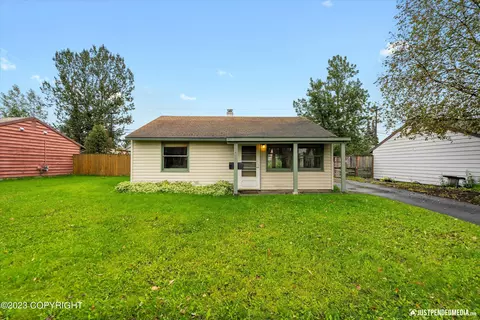 1405 Elmendorf Dr, Anchorage, AK 99504