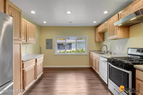 3835 E 65th Ave, Anchorage, AK 99507 photo 5