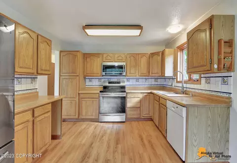 23137 Elder Dr, Chugiak, AK 99577 photo 6