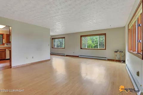23137 Elder Dr, Chugiak, AK 99577 photo 5