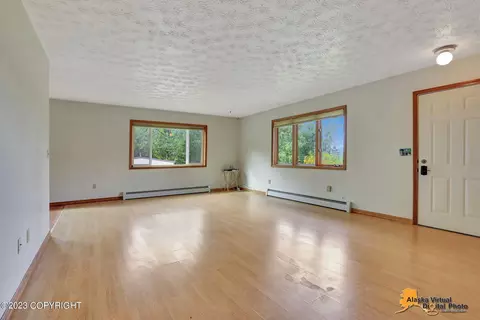23137 Elder Dr, Chugiak, AK 99577 photo 4