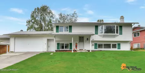 3152 Donington Dr, Anchorage, AK 99504