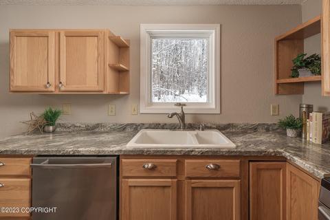 24430 Chugiak Dr, Chugiak, AK 99567 photo 9