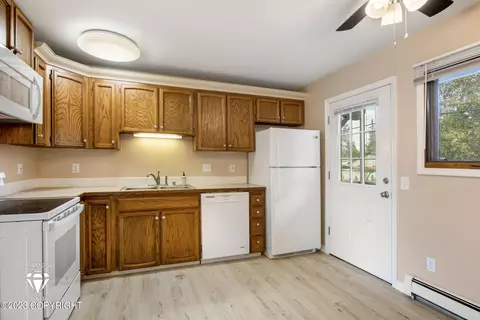 241 Mccarrey Street St # 4-7A, Anchorage, AK 99508 photo 9