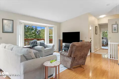 22318 Sampson Dr, Chugiak, AK 99567 photo 5