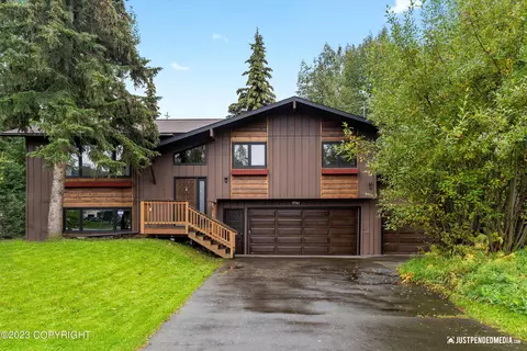 17742 Teklanika Dr, Eagle River, AK 99577