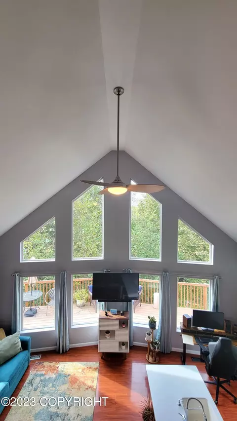 5515 E Cherry Cir, Wasilla, AK 99654