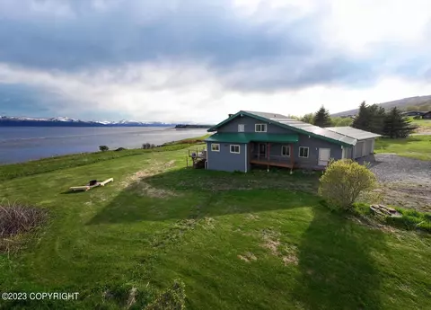 41488 Gladys Ct, Homer, AK 99603