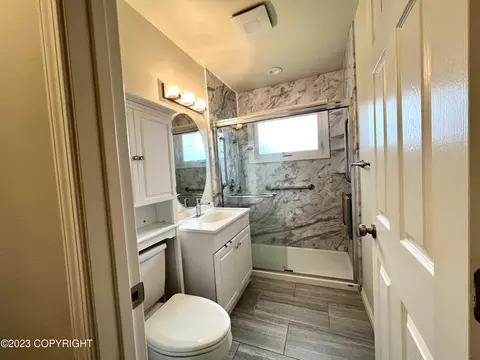 4426 E 5th Ave, Anchorage, AK 99508 photo 13