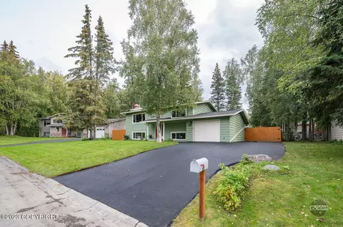 741 High View Dr, Anchorage, AK 99515