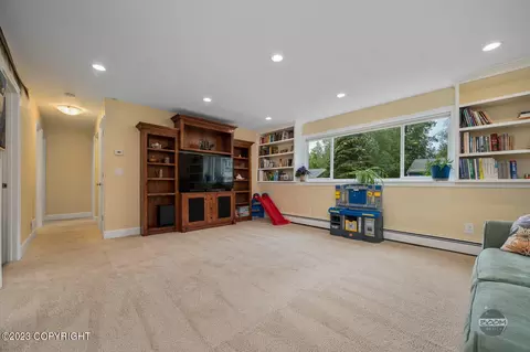741 High View Dr, Anchorage, AK 99515 photo 5