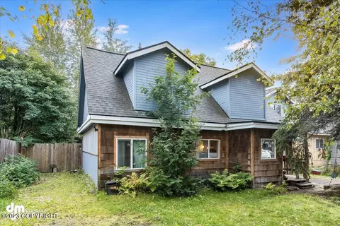 6930 E 11th Ave, Anchorage, AK 99504 photo 2