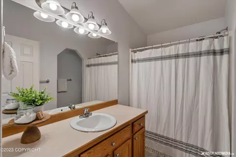 312 Dailey Ave # 9, Anchorage, AK 99515 photo 27