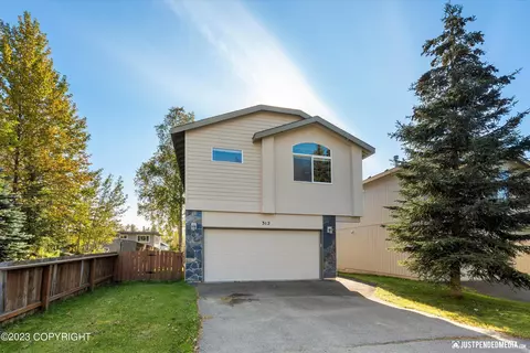312 Dailey Ave # 9, Anchorage, AK 99515 photo 2