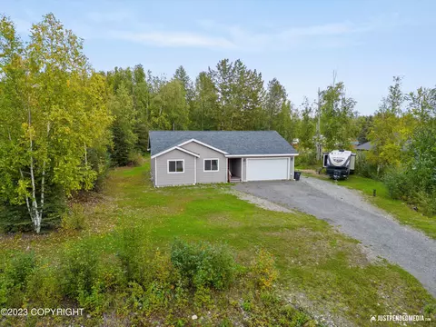 1165 Sun School Cir, Wasilla, AK 99623