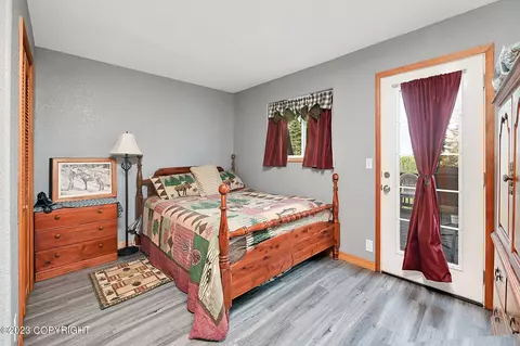 37884 Robinson Loop Rd, Sterling, AK 99672 photo 3