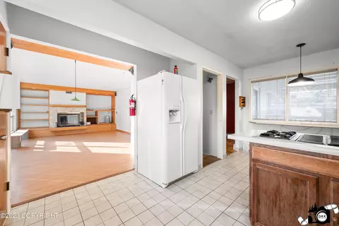 1008 E 28th Ave, Anchorage, AK 99508 photo 10