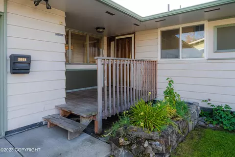 1008 E 28th Ave, Anchorage, AK 99508 photo 29