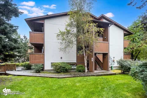 7270 Huntsman Cir # 1E, Anchorage, AK 99518