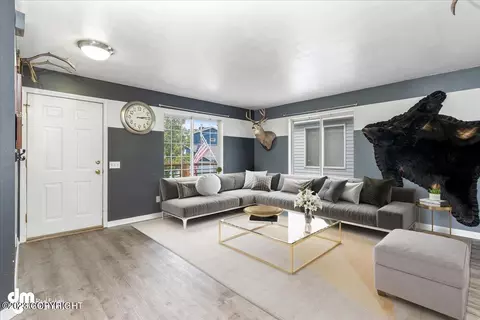 5934 E 12th Ave # 7, Anchorage, AK 99504 photo 3